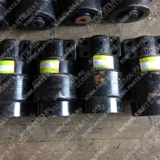 Каток поддерживающий HITACHI ZX240LC-3 9234984