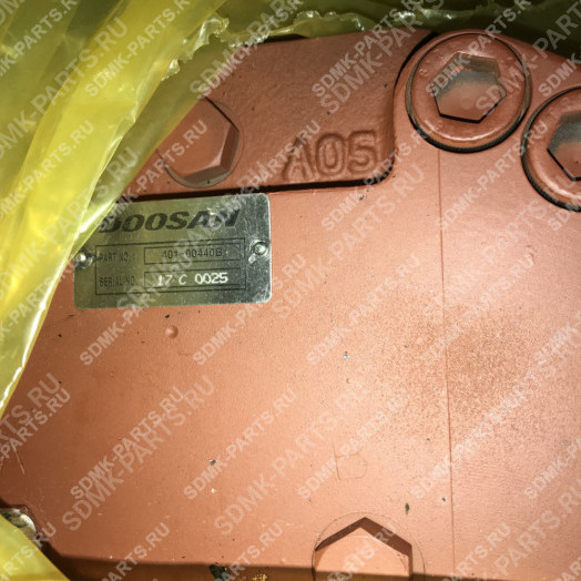 Бортовой редуктор в сборе с гидромотором DOOSAN 300LC-V 170401-00048 2