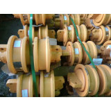 Каток опорный двуб. KOMATSU D65-EX15EO 14X-30-01030 Каток опорный двуб. KOMATSU D65-EX15EO 14X-30-01030